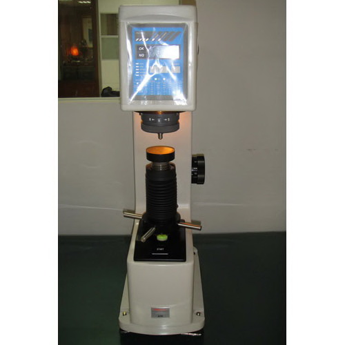 Rockwell Hardness Tester